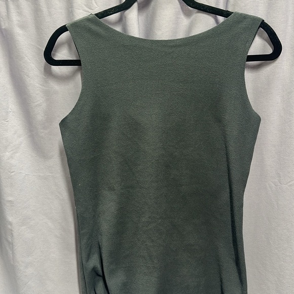 XL gray color sleeveless super duper soft top with padded lace over bust line - Picture 4 of 5